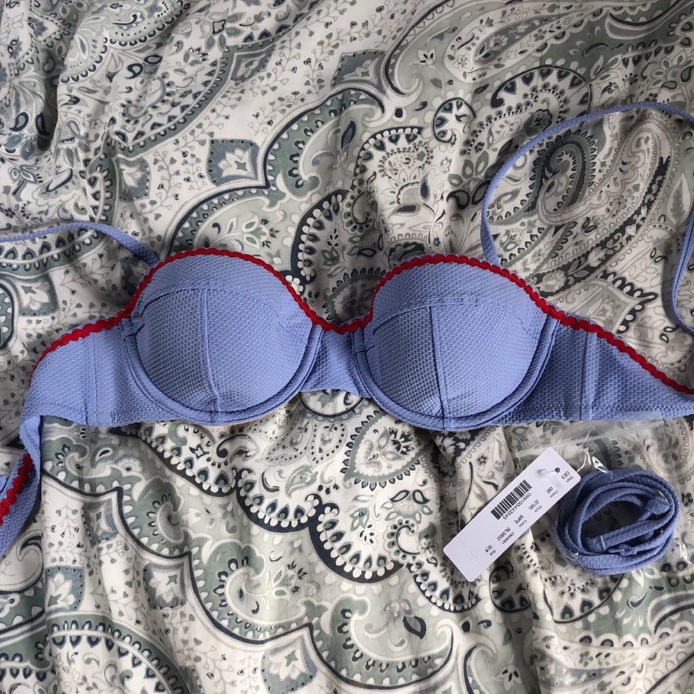 NWT Underwire Piqué nylon bikini top with rickrack - Picture 2 of 6